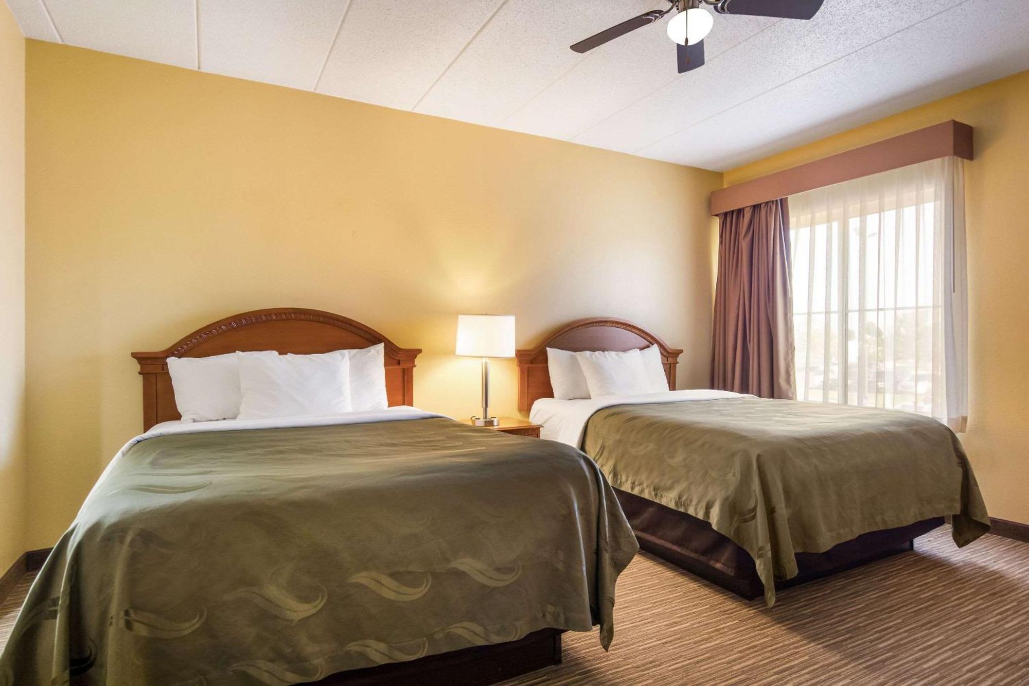 Quality Inn & Suites Cvg Airport Erlanger Exterior foto